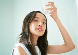 小顔矯正で顔のスキンケアをシンプルに